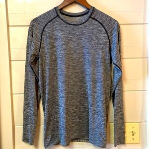 Lululemon Metal Vent Tech Long Sleeve Performance Gray T Shirt Men's Size S.
